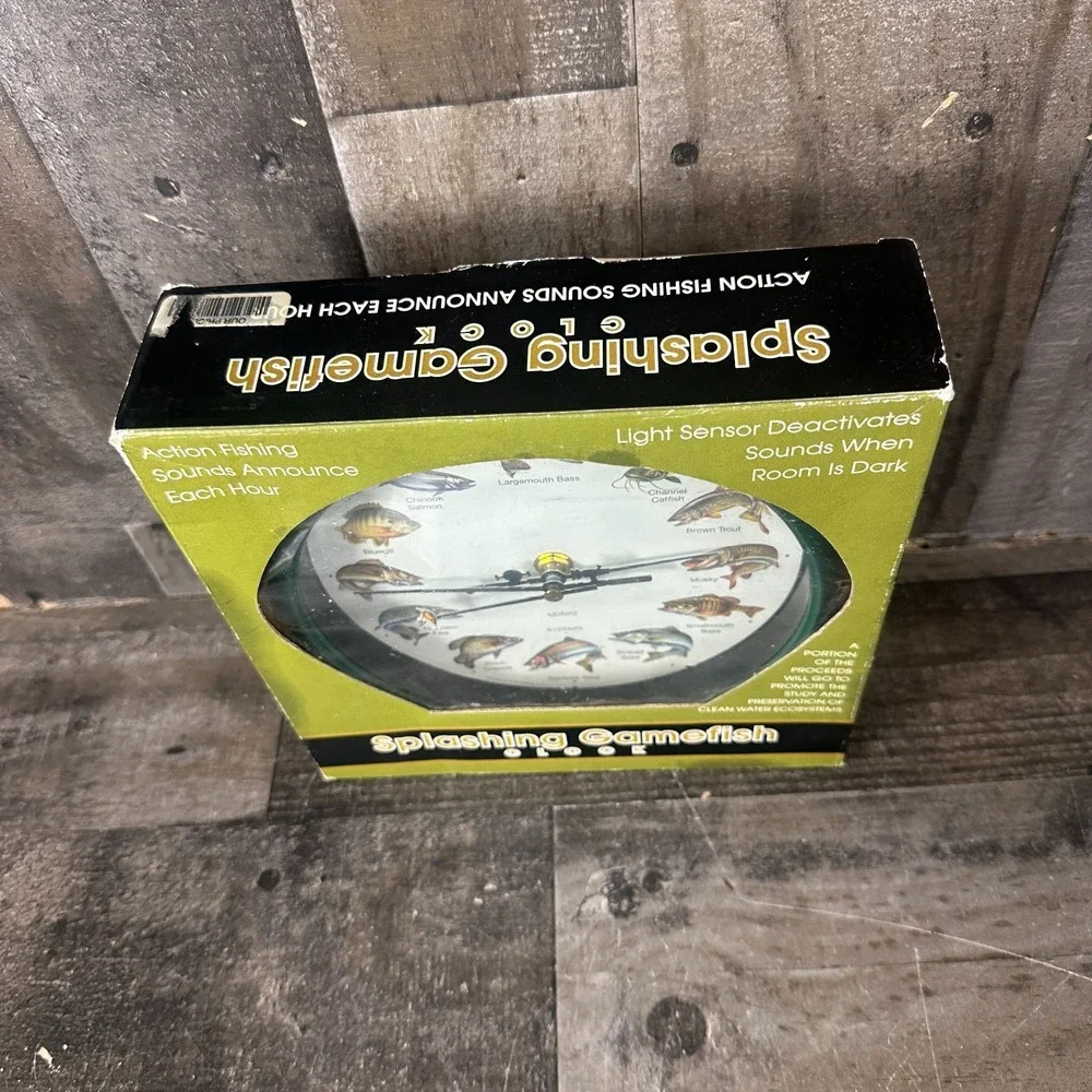 VTG Splashing GAMEFISH Hourly Fishing With Fish Sounds-Wall Clock New Open Box